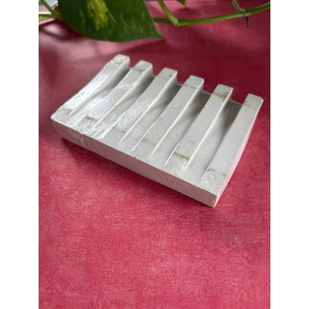 Handmade Soap Dish Cement Soap Holder Bathroom Kitchen Self Draining